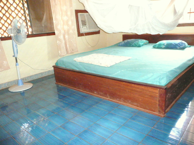 Jays Bar International - Discover Sierra Leone - Guest House, Holidays, Eco Tours, and Volunteering in Sierra Leone